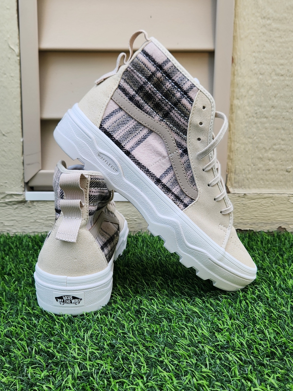 Vans Sk8-Hi Sentry WC Shoes Women 9.5 Cream Plaid Suede High Top Sneakers